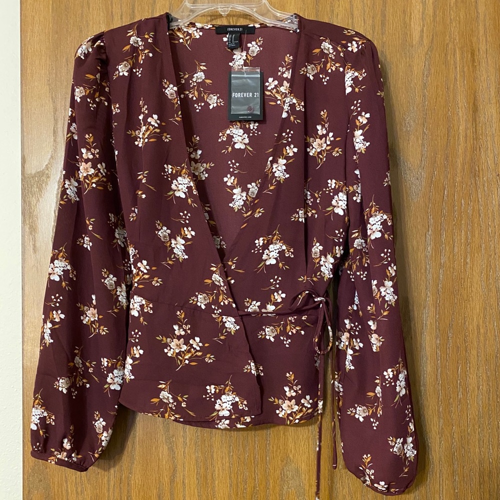 NWT Floral wrap tie blouse